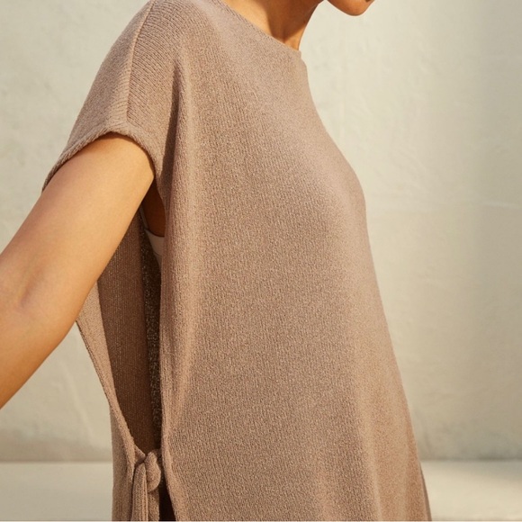 Beige H&M sweater vest - Picture 1 of 5